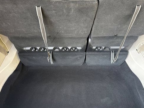 Used 2023 Chrysler Voyager LX FWD image 16