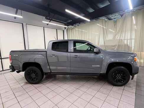 Used 2022 GMC Canyon Elevation w/ Elevation Premium Package AWD/4WD image 3