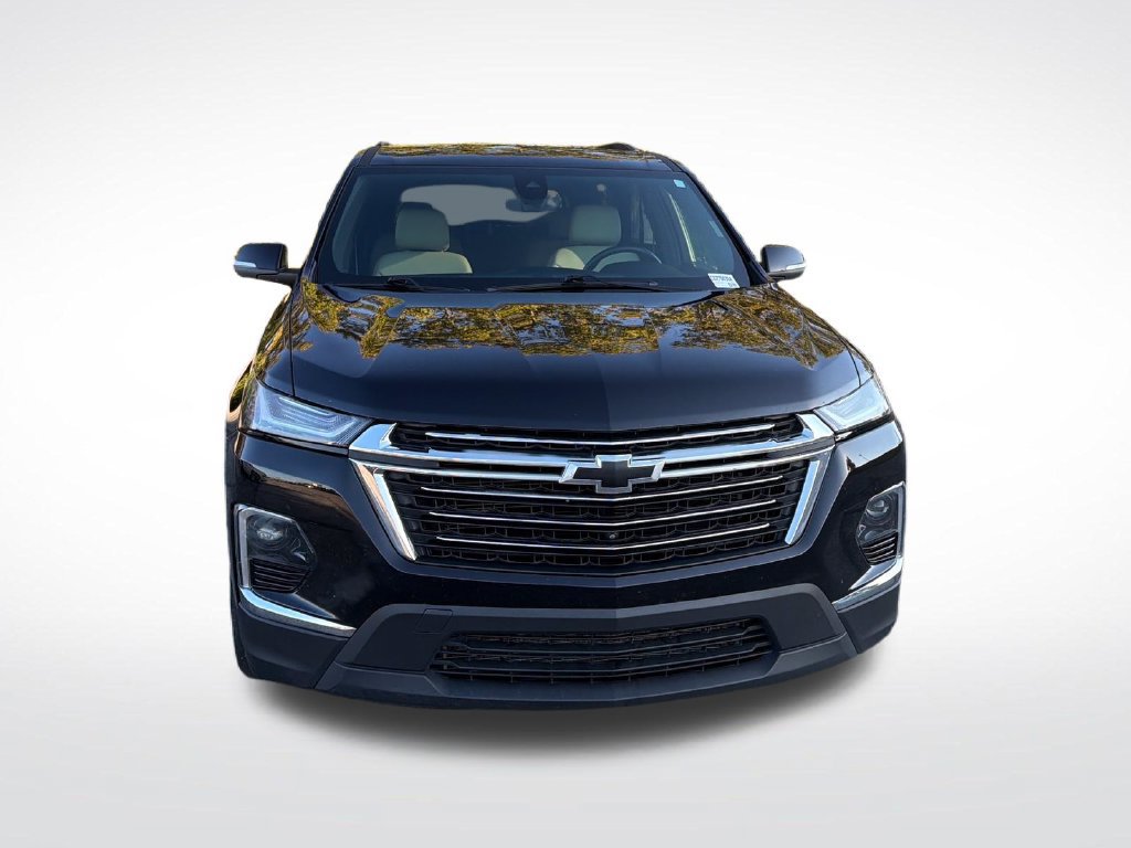 Used 2023 Chevrolet Traverse LT w/ LT Premium Package FWD image 9