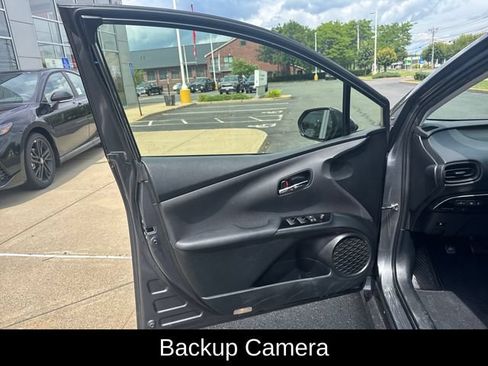 Used 2022 Toyota Prius LE FWD image 12