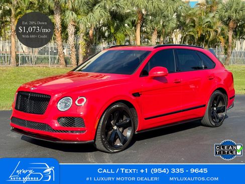Used 2019 Bentley Bentayga image 1