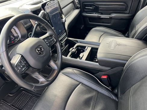 Used 2024 RAM 2500 Limited image 11