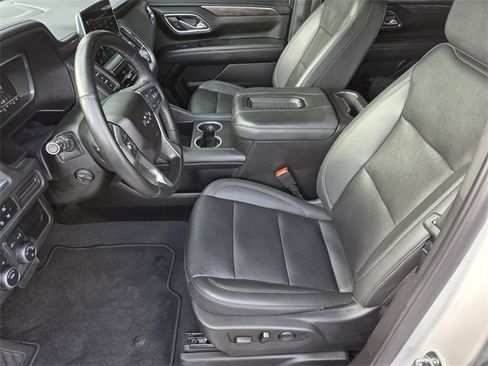 Certified 2023 Chevrolet Tahoe Z71 w/ Luxury Package image 10