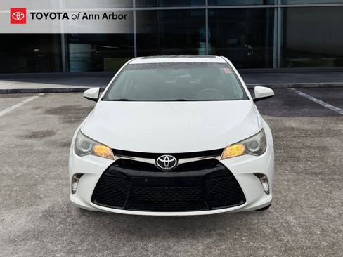 Used 2017 Toyota Camry SE image 12
