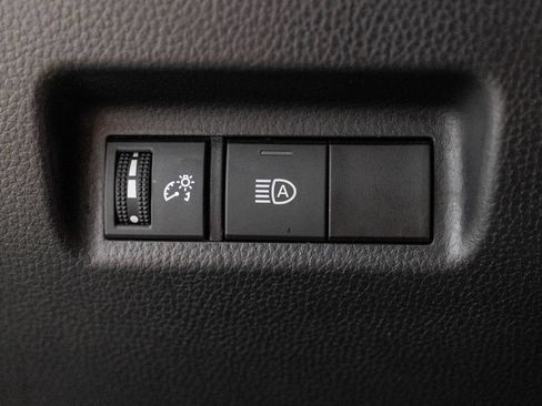 Certified 2025 Toyota RAV4 XLE AWD/4WD image 22