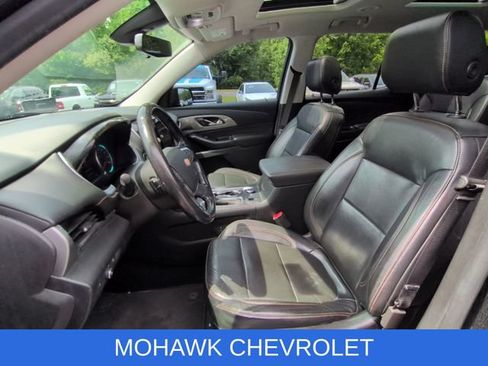 Used 2019 Chevrolet Traverse RS AWD/4WD image 10