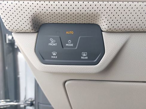 New 2026 Volkswagen Atlas SE image 21