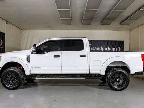 Used 2022 Ford F250 XLT w/ XLT Value Package image 12
