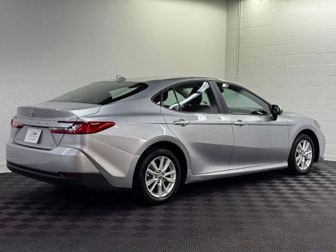 Used 2025 Toyota Camry LE FWD image 2
