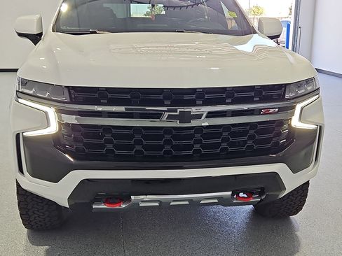 Used 2021 Chevrolet Tahoe Z71 AWD/4WD image 10