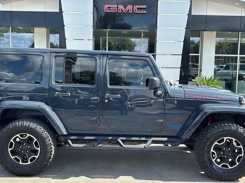 Used 2017 Jeep Wrangler Unlimited Rubicon AWD/4WD image 8