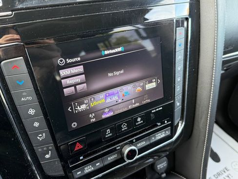Used 2020 INFINITI QX80 Luxe w/ Proassist Package image 15