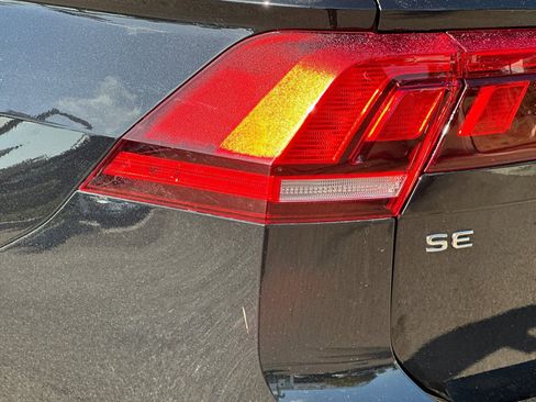 Used 2023 Volkswagen Tiguan SE FWD image 27