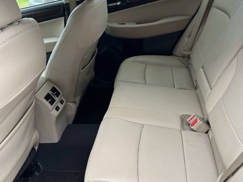 Used 2016 Subaru Outback 2.5i Limited AWD/4WD image 14