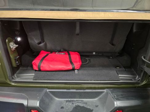 Used 2022 Jeep Wrangler Rubicon w/ Steel Bumper Group image 29