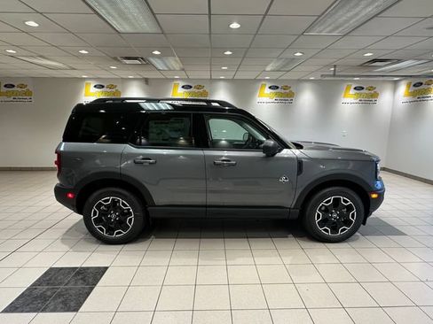 New 2026 Ford Bronco Sport Outer Banks w/ Outer Banks Tech Package+ AWD/4WD image 3