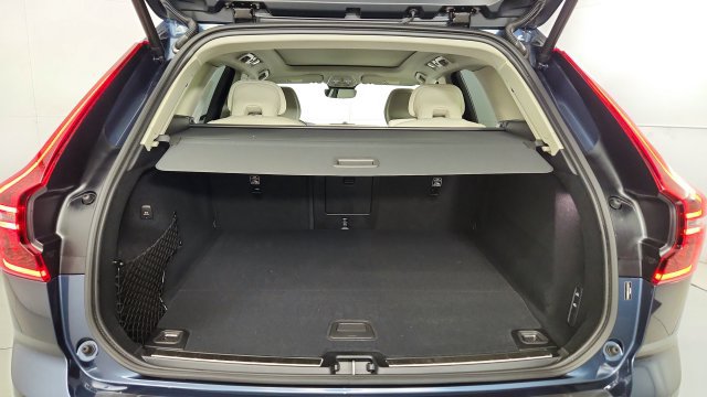 Used 2027 Volvo XC60 T8 Ultra AWD/4WD image 39
