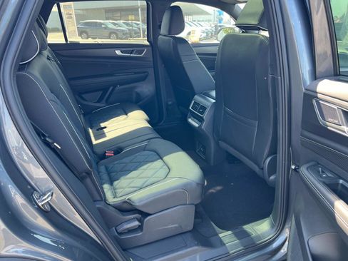 New 2025 Volkswagen Atlas Cross Sport SEL Premium R-Line image 31