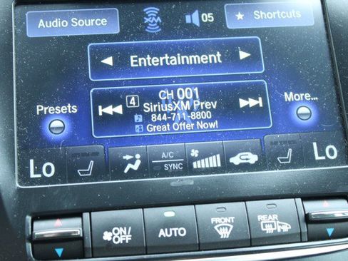Used 2015 Acura TLX w/ Technology Package FWD image 17