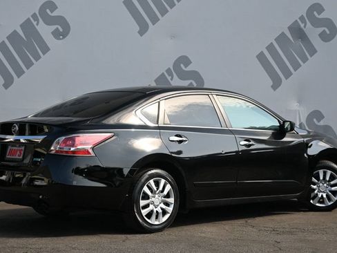 Used 2014 Nissan Altima 2.5 S FWD image 5