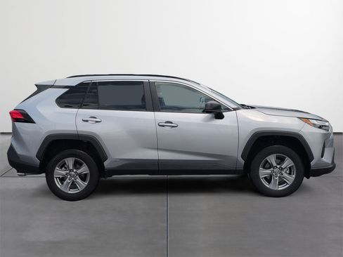 Certified 2024 Toyota RAV4 LE AWD/4WD image 6