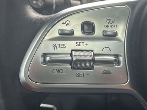 Used 2024 Mercedes-Benz G 550 image 31