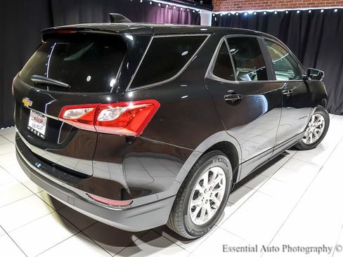 Used 2021 Chevrolet Equinox LS w/ LS Convenience Package FWD image 10