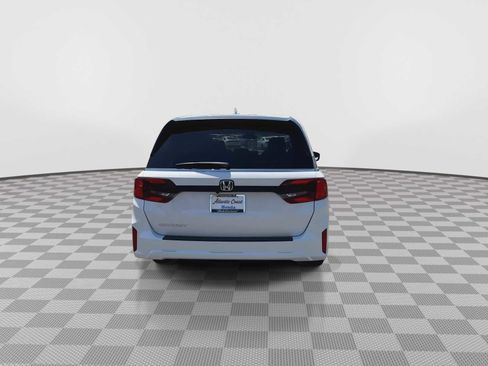 New 2026 Honda Odyssey EX-L image 7