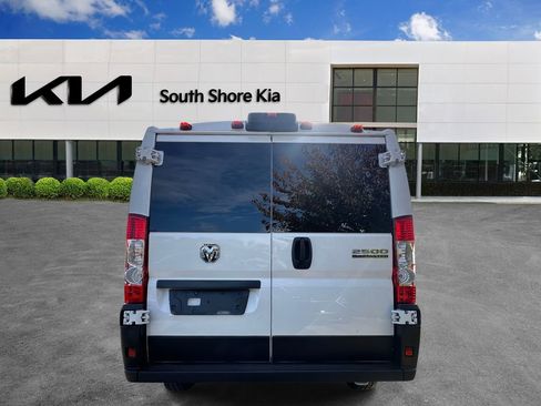 Used 2023 RAM ProMaster 2500 image 4