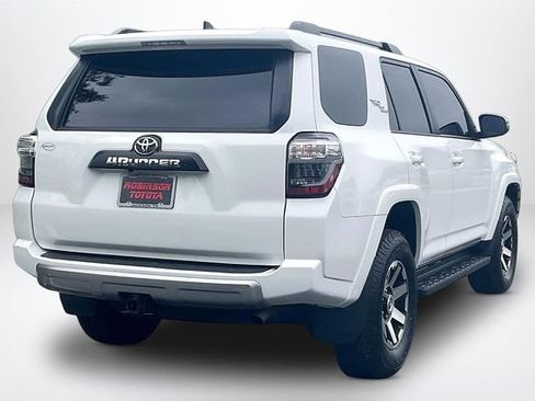 Used 2023 Toyota 4Runner TRD Off-Road Premium w/ Moonroof Package AWD/4WD image 13