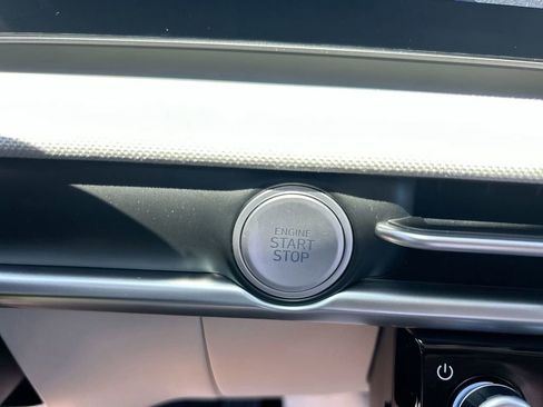 New 2026 Hyundai Tucson Limited AWD/4WD image 33