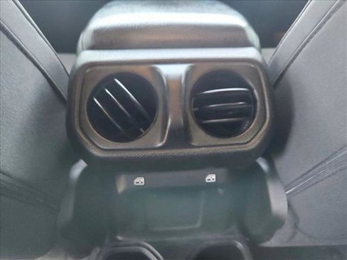 Used 2021 Jeep Wrangler Unlimited Sport AWD/4WD image 15