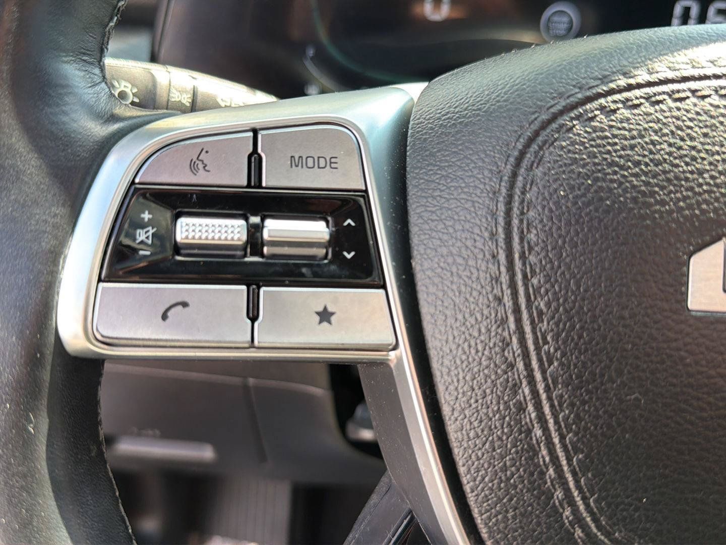 Used 2023 Kia Telluride EX X-Line AWD/4WD image 23