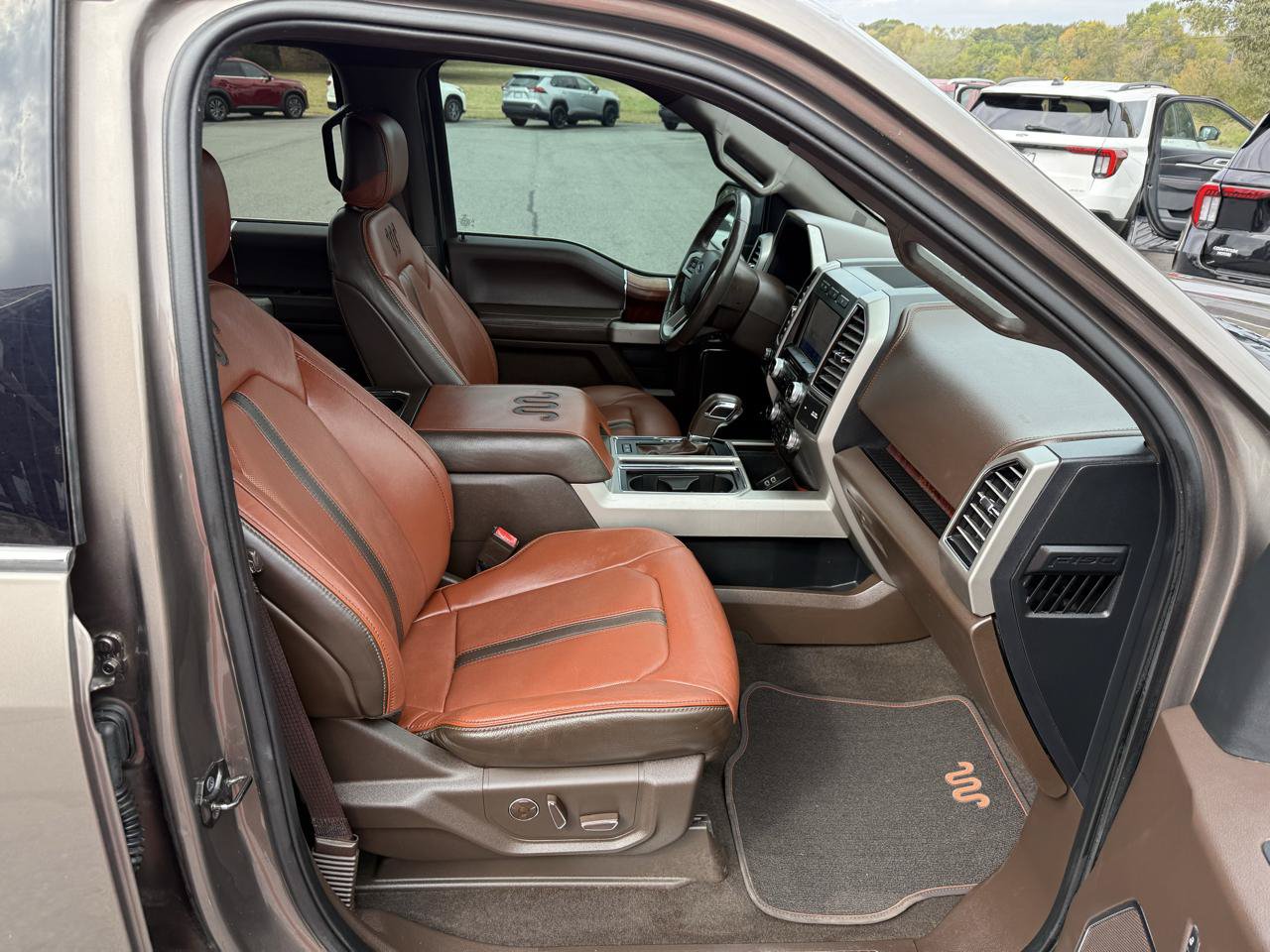 Used 2019 Ford F150 King Ranch w/ Equipment Group 601A Luxury AWD/4WD image 19