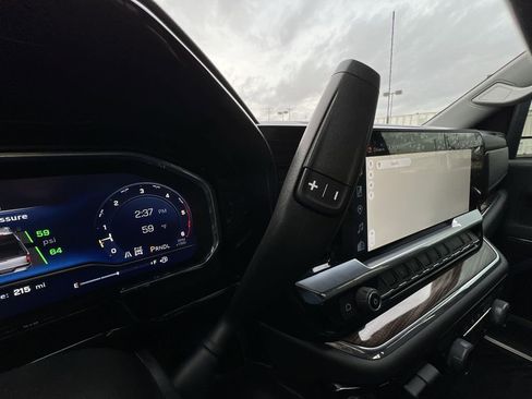 Certified 2024 Chevrolet Silverado 3500 LT w/ Convenience Package image 16