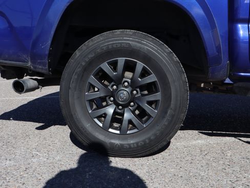 Used 2023 Toyota Tacoma SR5 image 12