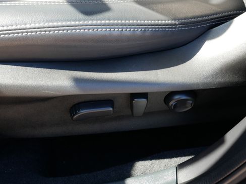 Used 2023 Subaru Forester Limited image 19