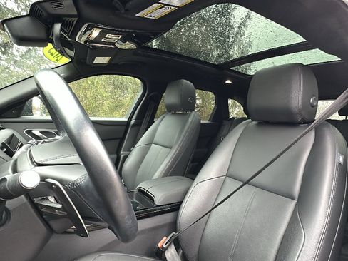 Used 2025 Land Rover Range Rover Velar Dynamic SE image 13