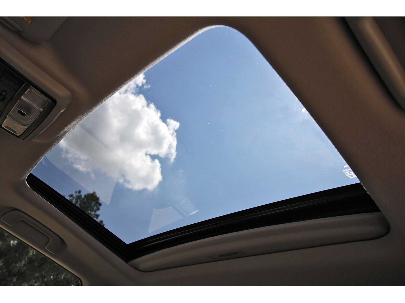 Used 2023 Toyota 4Runner SR5 Premium w/ Moonroof Package RWD image 28