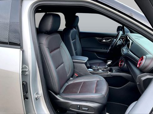 Used 2022 Chevrolet Blazer RS w/ Driver Confidence II Package FWD image 11