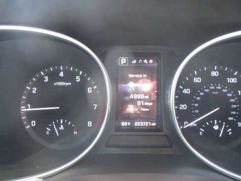 Used 2018 Hyundai Santa Fe SE w/ SE Premium Package 02 image 22