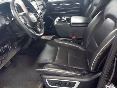 Used 2019 RAM 1500 Laramie AWD/4WD image 3