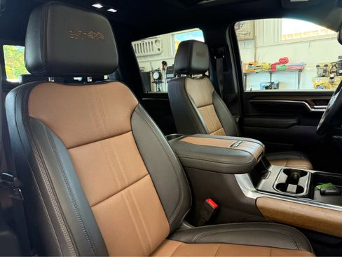 Used 2024 Chevrolet Silverado 2500 High Country image 35