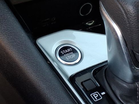 Used 2024 Nissan Altima 2.5 SV image 12