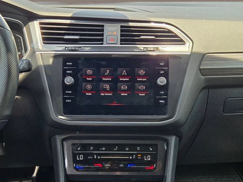 Used 2024 Volkswagen Tiguan SEL R-Line AWD/4WD image 18