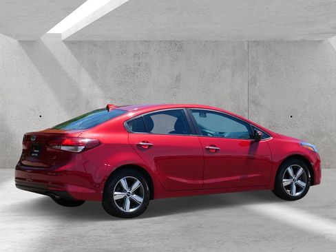 Used 2018 Kia Forte S w/ S Technology Plus Package FWD image 3