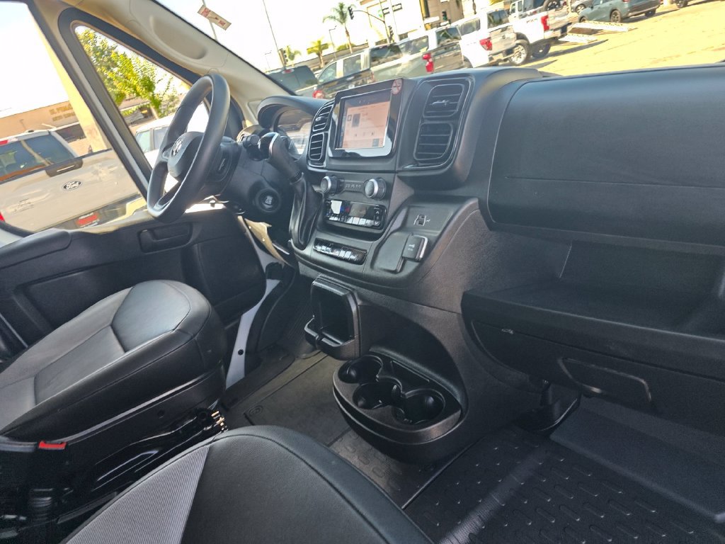 Used 2025 RAM ProMaster 2500 w/ Convenience Group FWD image 21