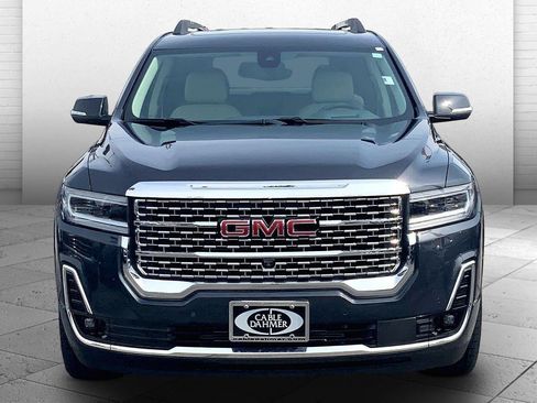 Used 2023 GMC Acadia Denali w/ Denali Ultimate Package AWD/4WD image 2
