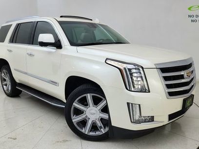 Used 2015 Cadillac Escalade Luxury