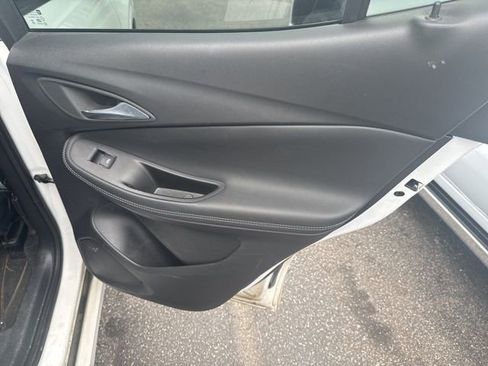 Certified 2022 Buick Encore GX Essence w/ Experience Buick Package image 41